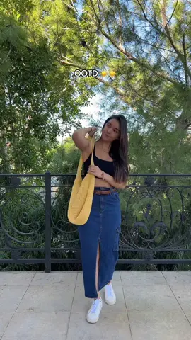 Sos its nearing 80 degrees in LA  #OOTD #ootdfashion #fallfashion #fallfashiontrends #ootdinspo #losangeles 