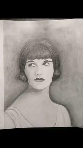 Day 3 of drawing a portrait everyday. This beautiful young lady is Louise Brooks, an actress of the silent film era. #portrait #art #graphitedrawing #drawing #fypシ #1920s #pencildrawing #louisebrooks #silentfilmera 