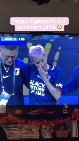 Hope Megan Rapinoe is ok! 