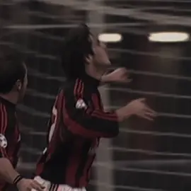meu amor juro por Deus... #kaka #milan #skills #fy #fyp 