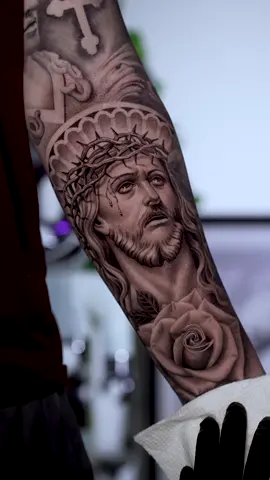 This Jesus Tattoo Took 8 Hours to Finish!  #jesustattoo #tattooartist #tattooideas 