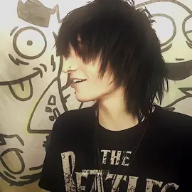 he such a cutie patootie #johnnieguilbert #johnnie #editingraerae #viral #edit #editor #fyp #foryou #chamoypickle #popular #viralvideo #viraltiktok #foryoupage #johnnieguilbertedit #johnnieguilbertofficial 