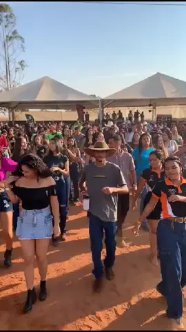 Rancho do vaqueiro com o melhor piseiro 💥🚨 . . . #piseiro#forronotiktok#comitivasdobrasil#vaquejada 