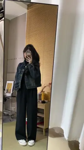 Áo Khoác Jean Croptop #áokhoacxinh #aokhoac #áokhoác #aokhoacjean #jeans #aokhoacbo #aokhoaccroptop 