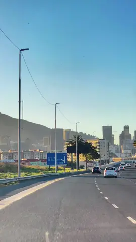 Heading to Cape Town CBD #capetown #capetownsouthafrica #capetowntiktok #capetownsoutafrica🇿🇦 #capetowntravel #capetowntourism #tablemountain #tablemountaincapetown #Westerncape    #westerncapesouthafrica #westerncapesouthafrica #westerncapetourism #southafrica #southafricatiktok #satiktok🇿🇦 #capetown #capetownsouthafrica #capetowntiktok #capetownsouthafrica🇿🇦 #nairobitiktokers #nairobikenya #nairobitiktok #kenyantiktok #tanzania #tanzaniatiktok #zambia #zambiantiktok🇿🇲 #botswana #botswanatiktok #pretoria #pretoriatiktok #johannesburg #johanesburgtiktok #gardenroute #gardenroutesouthafrica 