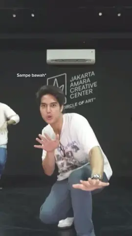 Jadi pengen ngarungin😭😭 *Dance Practice cowo-cowo gemeshh di MV lagu “U-uh” by TBA. #elrumi #elrumifans 