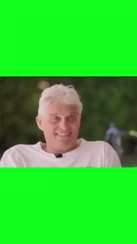 Пиши в комментариях, какой мем хочешь видеть на зелёном фоне 📌 #тренды#мемы#видеоназеленомфоне#хромакей#рилсы#монтаж#тиньков 