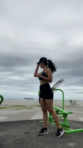 Practicando hasta que me vea pro saltando la cuerda 🫰🏻 #saltarlacuerda #veracruz #Fitness #cuerda #saltos 