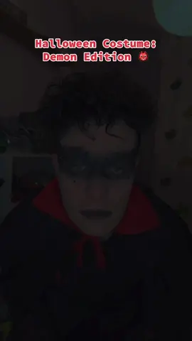 #halloween #halloweencostume #demonslayer #demoncostume #creepyhalloween 
