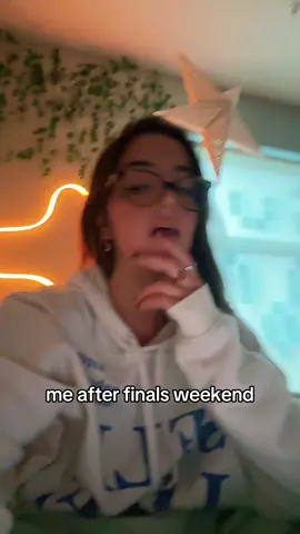 i hate art history so much its insane AND I HAVE TO TAKE ANOTHER ONE 