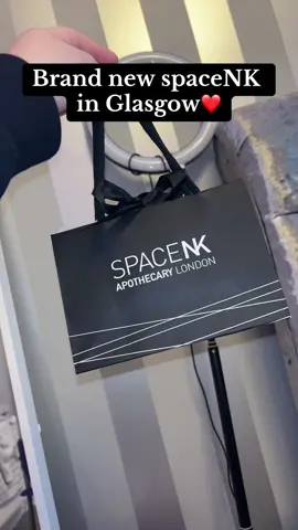 This is the best purchase ive ever made its honestly unreal😍 #fypシ゚viraltiktok #rarebeauty #spacenkxrarebeauty #spacenk #rarebeautyundereyebrightener 