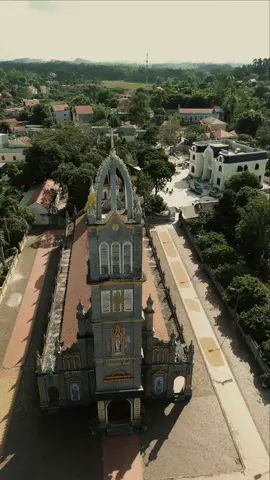 Nhà Thờ Chính - Xứ Yên Trì. Nhà thờ cổ kính gắn liền tuổi thơ tại Thị Xã Quảng Yên, Tỉnh Quảng Ninh #Canhdep #nhatho #xuhong #dulich #quangninh