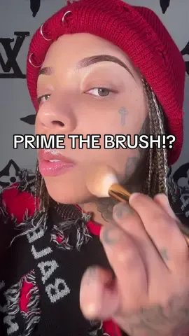 Trying @Katiejanehughes priming the brush makeup technique! I also did my concealer and blush, im in love! #primingthebrush #makeuptechnique #kjhtaughtme #foundation #fyp 