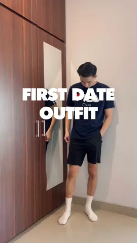 first date outfit idea #fyp #menoutfitideas #rekomendasipakaian #outfit #outfitideas #outfitinspiration #outfitinspo #fashion #style #fashiontiktok #fashioninspo #halfzip #styleinspo #outfitoftheday #menoutfitideas #menoutfits #fashionpria #nike #nikedunk #nikeoutfit #firstdate #firstdateoutfitmen #simpleoutfit #casualoutfit #traveloutfit #OOTD #fypシ 