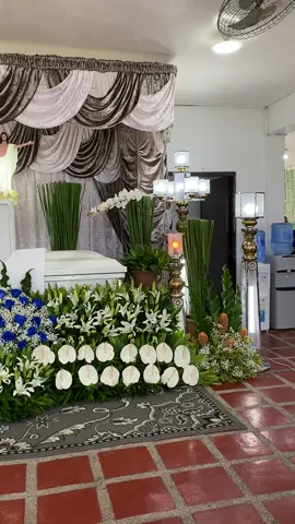 Flower Arrangement by Ron Esguerra ⚜️NAZARENO TANEGA FUNERAL⚜️ #Uupokanalangatiiyak 