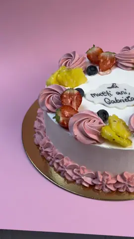 La mulți ani, Gabriela!🥳🎂 #cernavodaforta #cofetarieromaneasca #gavvdelice #torturilacomanda #cakedecor #caketok 