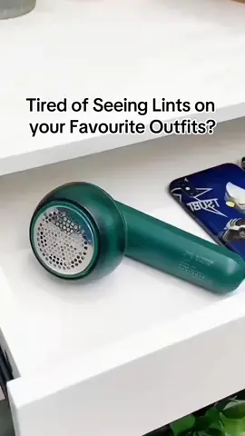 Portable Electric Lint Remover for your favourite clothes! Get it here!👆#lintremover #lintremovermachine #lintremoverroller #fashionessentials #homeessentials 