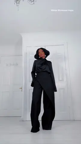 Winter workwear: black trousers! #officewear #workwear 