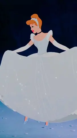 فستان بسيط لكن أنيق 🤍🌚 #كرتون_زمان #سندريلا #cartoon #ديزني_بالمصري #fypシ  #fyp 