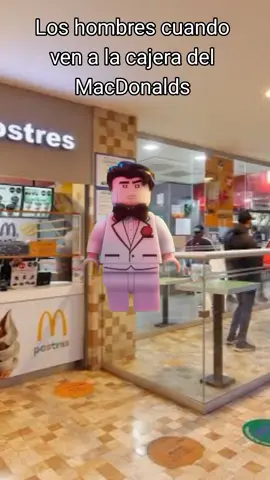 pues ni modo, a imaginar una vida con ella mientras me recibe el pedido  #CapCut #macdonalds #cajera #amor❤️ #primera #vista #humor #sylvie #loki 