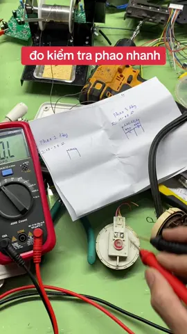 Hướng dẫn ae đo kiểm tra phao nhanh cho ae  #xuhuong #điệnlanh #LearnOnTikTok #dienlanhanhquoc #bomach #bomachlinhkien #xyzbca #dientu #suachuabomach #sangtao #panasonicvietnam #sanyo #longgervideos #xuhuongtiktok #dientudienlanh #dieuhoa 
