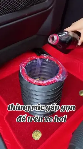 thùng rác gấp gọn dung tích 4 lit để trên xe hơi phù hợp với nhiều mục đích sử dụng #thungracgapgon #thungractrenoto #thungracxehoi #thungracoto #phukienxehoi 