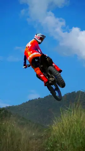 เทส ชุดใหม่ Panuwat 91 💙 #yzf250 #supercross #motocrosslifestyle #motocross #alpinestars  #โมโตครอส #แข่งวิบาก #วิบากไทยแลนด์ 