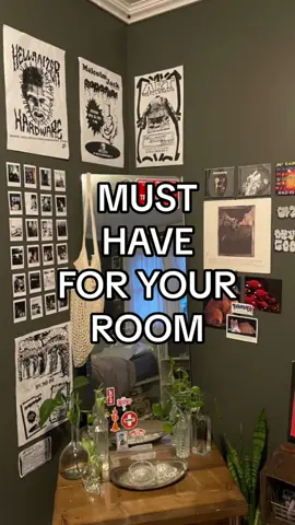 Best quality and fast delivery. -20% on all posters, get yours now before it’s late (only 2 days left 🥶) #roomdecor #wallposter #posters #coolpostersforyourroom #fyp #coolposters #decoration 