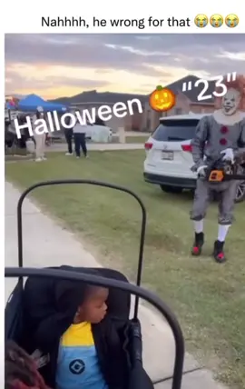 Halloween kids. #scare #funny #funnyvideos #funnymoments #laughing #kidsoftiktok #chainsaw #prank #tiktokusa #viral #humor #tiktoker #halloween #culeros #mexicantiktok #kidscomedy #fypシ #fy #23  #clown #no #quemalos #xybca 