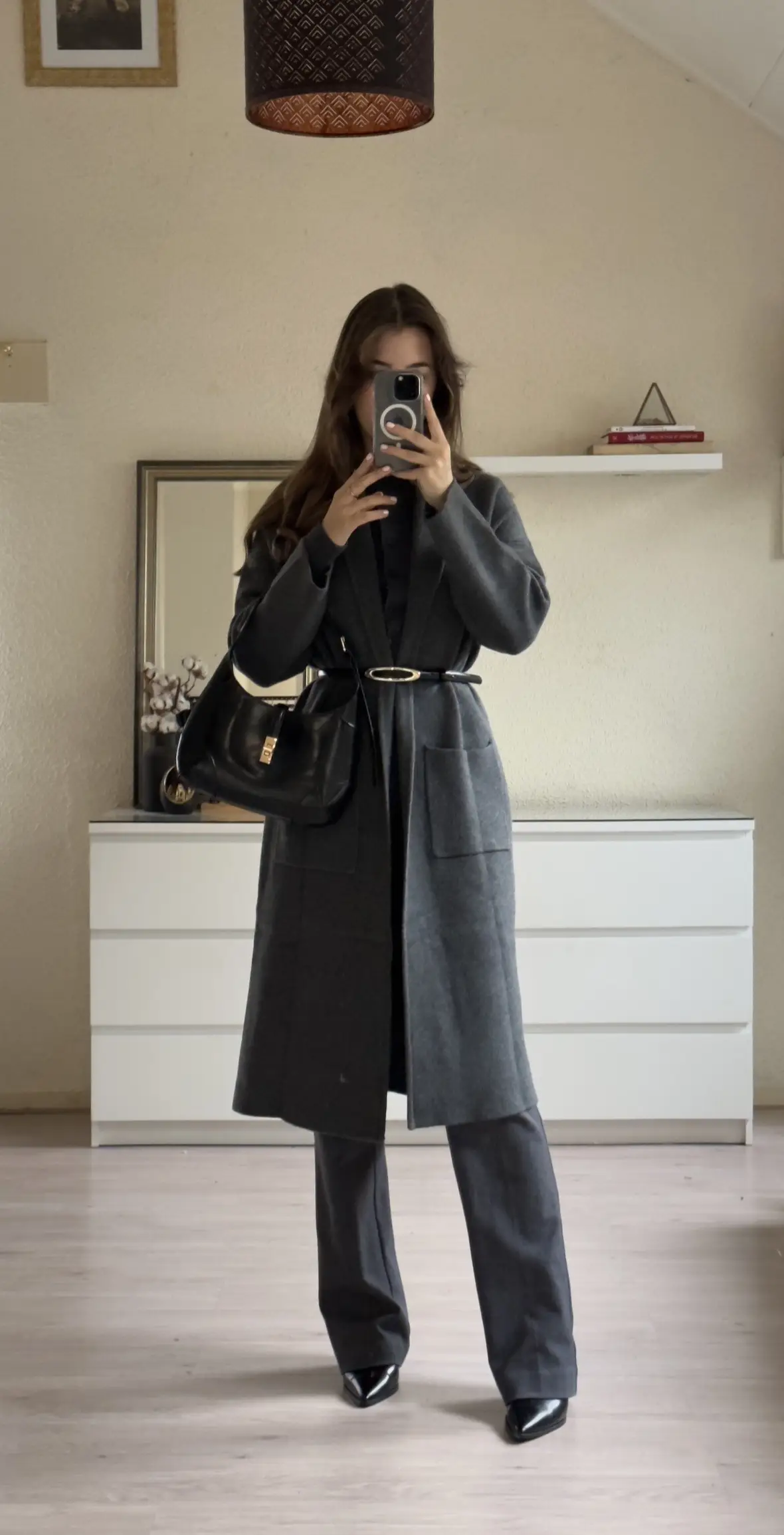 Details ✨ #monochromeoutfit #oldmoneyoutfits #chiqueoutfits 
