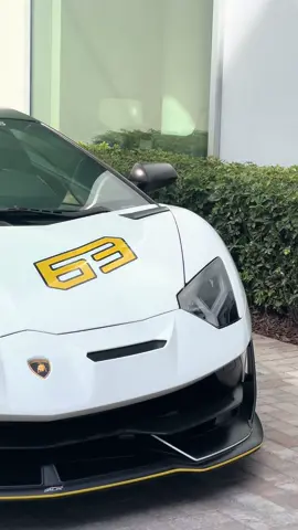 63 #fyp #foryoupage #carsoftiktok #cars #carspotting #viral #lamborghini 