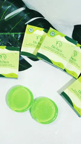 Sabun Wajah Premium Divhea Brightening Gluthatione Soap, dengan 11 kandungan Premium yg bermanfaat untuk membersihkan  merawat mencerahkan menghilangkan flek hitam menghilangkan jerawat menghilangkan komedo menghilangkan garis halus menutrisi kulit secara maksimal #berandatiktokterbaru #skincare #divhea #divheabrightening #divheasoap #fyp #sabunmuka #sabunviral 