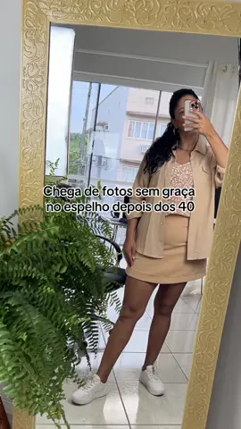 Chega de fotos sem graça no espelho depois dos 40 #poses #mulheres40mais #fotografia #ideasdefotos #fotonoespelho 