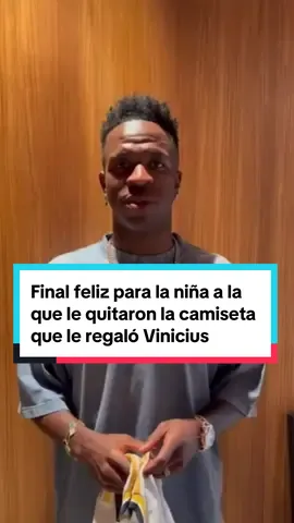 Final feliz para la niña a la que le quitaron la camiseta que le regaló Vinicius. #Vinicius #RealMadrid #Niña #camisetavinicius #TikTokNews #News #story #Noticias #Soccer #Viral #virales #ElComercioPerú