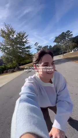 and i bought myself a new pair of skates 🛼3️⃣6️⃣🎈#momsover30 #skatersoftiktok #rollerblading #Lifestyle 