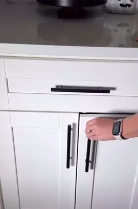 Nueva necesidad desbloqueada✅😂 te presentamos el ORGANIZADOR DE ALACENA😍 podes usarlo de forma horizontal o vertical y guardar ollas, sartenes, fuentes, tuppers, lo que quieras🙌🏻 lo amamos❤️ 💰 $10.900 o 💳 3 cuotas de $4300 👉🏻 podes ver mas fotos en nuestro insta: accesoriosjuanasj 