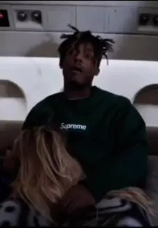 Juice Can barely stay awake on his plane..☹️ RIP Legend we miss u🖤#lljw #foryoupage #fyp #999wrld #juicewrldedit 