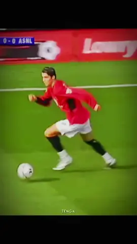 Young Ronaldo skill against Ashley Cole🥶 #cr7 #skills #football #ashleycole #viral 