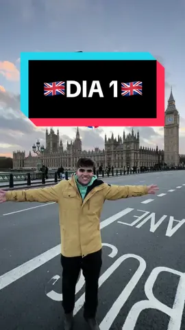 Día 1 en Londres 🇬🇧😍 . No esta mal para ser el primer día, el cambio de guardía fue un poco fail, nos atacó una ardilla, y hemos visto sitios muy chulos😅 . #londres #viajes #viajar #Vlog 