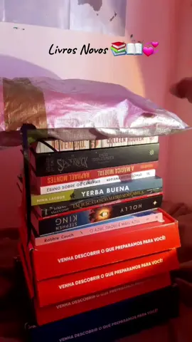 É assim que as pilhas de livros surgem; #BookTok #books #literatura #influencer 