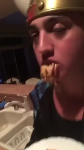 Via(tt:actoutmusic) #girldinner #momsspaghetti #drunkaf #nomnomnom #latenightsnack #Foodie #funnyvideos😂 #memes #foryou 