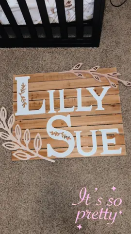 I love how it turned out!! & So much cheaper than buying them pre-made! #babygirl #babygirlnursery #nurserydecor #diyproject #namesigns #hobbylobbycrafts #29weekspregnant #MomsofTikTok #lilly #foryoupage❤️❤️ 