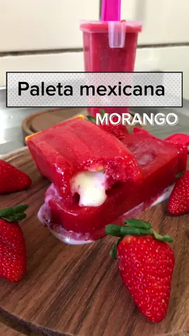 🍓 Paleta emexicana de MORANGO 🍓  Que receita gostosa! Só façam! Até meu marido que não gosta de morangos aprovou! 👍🏻 Ingredientes: 🍓400gr de morangos 🧊4 colheres (sopa) açúcar  💦2 colheres (sopa) água  🍋1 colher (sopa) suco do limão  ✅Leite condensado  Rendeu 5 paletas! Já salva para não perder! ❤️  #paleta #paletamexicana #paletamorango #morango #calor #gelado #viral #receita #receitas #receitafacil #vermelho 