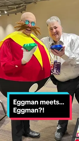 Eggman meets… Eggman?! Met Mike Pollock this past weekend! Super nice guy! #s#sonics#sonicthehedgehogs#sonicmovie2s#sonicmovier#robotnikd#drrobotnike#eggmand#dreggmanr#retrogamingr#retrogamess#segas#segagenesiss#segamegadrivec#cosplayc#cosplayerr#robotnikcosplayk#knucklestheechidnak#knucklest#tailst#tailsthefoxv#videogamess#sonicthehedgehog2soniccosplay #sonicsuperstars #sonicprime #sonicfrontiers #sonicexpo 