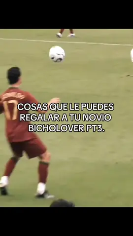 Me dan eso y me enamoro #taylorswift #ronaldo #cristianoronaldo #championsleague #ucl #camisetasretro #camisetas #cr7 #portugal #camisetasfutbol #realmadrid 