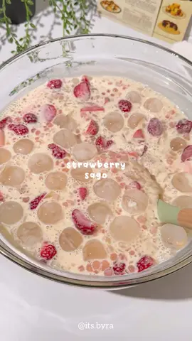 🍓strawberry sago🍓 cuaca panas gini minum strawberry sago pakai jele dari @Jele Indonesia  #jeleaja #strawberry #strawberrysago #strawberries #strawberrysagodessert 