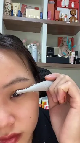 Uốn mi nhiệt FILLIMILLI Mini Heated Eyelash Curler #fyp #làmđẹp #xuhuong 