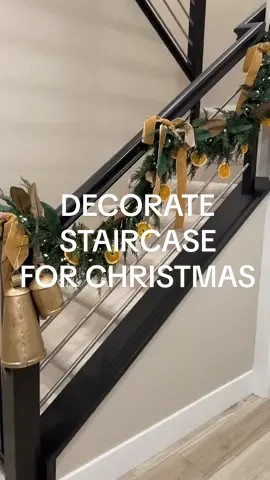 Decorate our staircase for xmas🥰🎄All added to my LTK & amaz.0n under “christmas decor” #christmasdecor #christmasdecorating #christmasdecoratewithme #christmastok #organizedhome #christmas2023 #aesthetic #staircasedecor #christmasgarlandtutorial #christmasgarland 