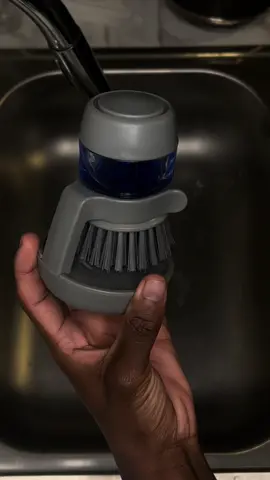 Works wonders✨ #superbscrub #dishes #soapdispenser #spongedispenser #kitchengadgets #fyp 