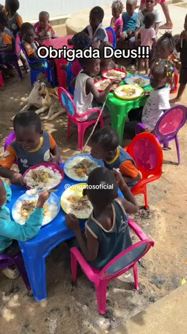 Todos os dias mais de 1.000 refeições Obrigada Deus!! #africa #ongatosangola 
